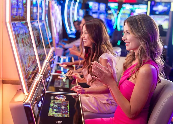 Live Casino & Hotel Louisiana, Curio Collection By Hilton